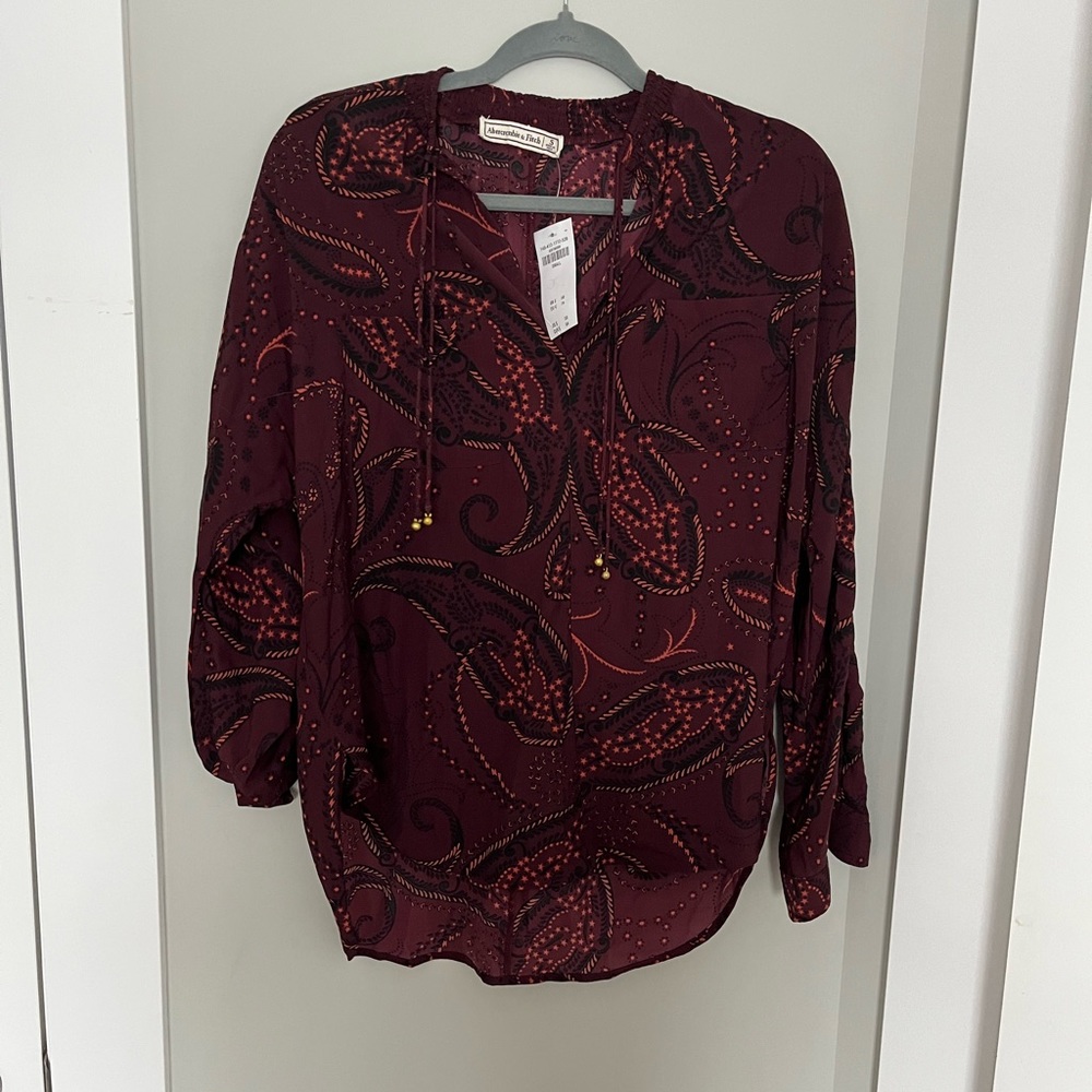 Abercrombie & Fitch blouse 🆕